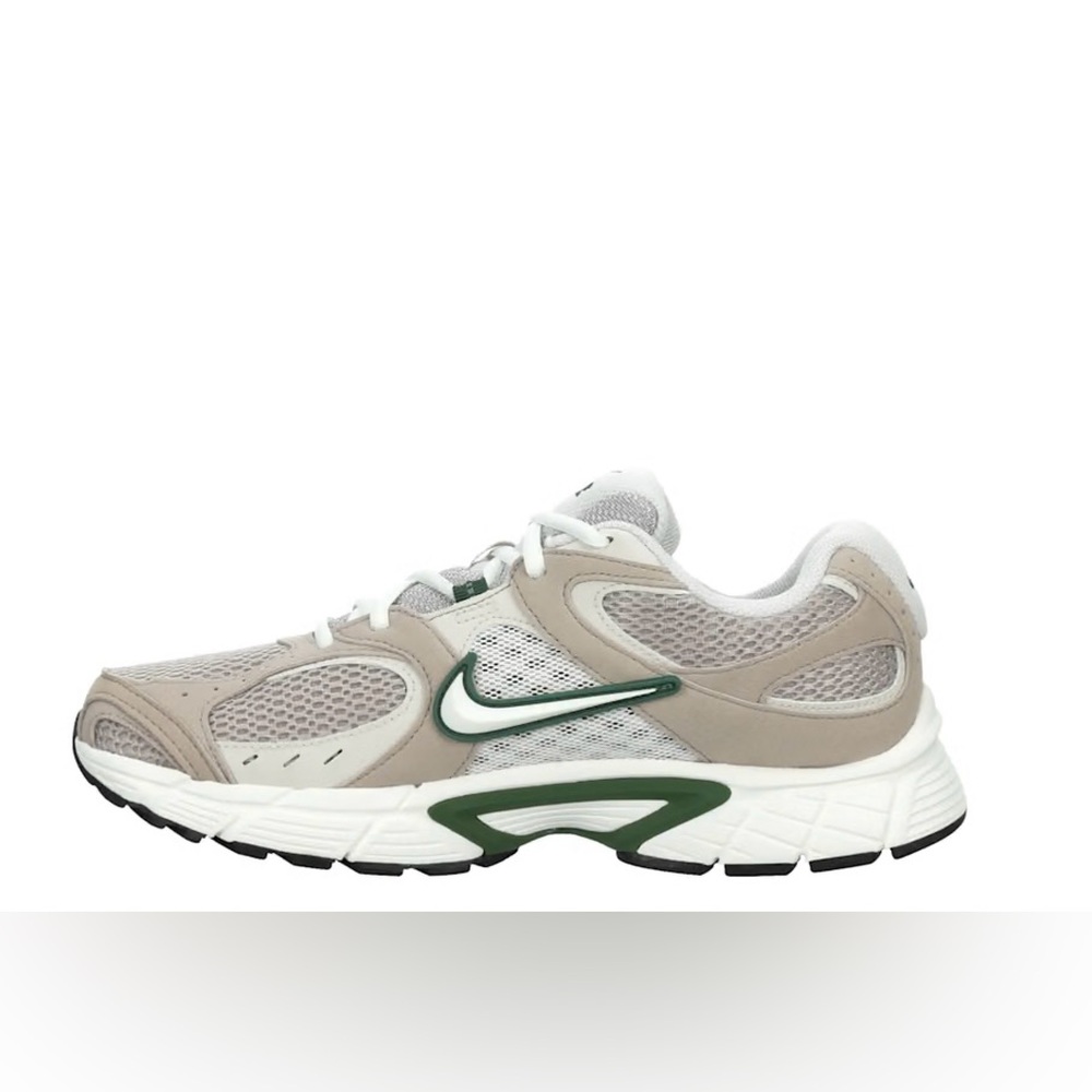 Nike Men’s White and Tan Sneakers
